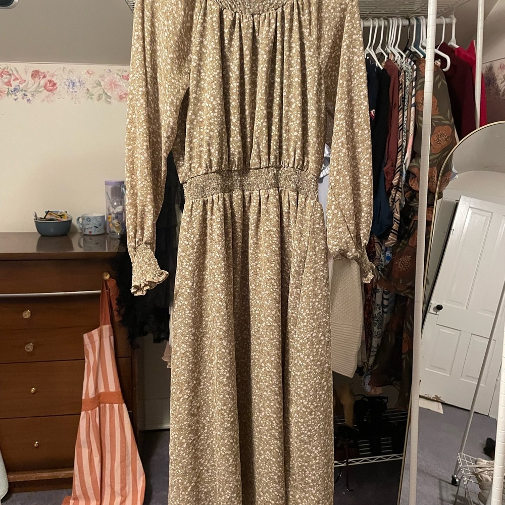 Elegant Green Floral Dress